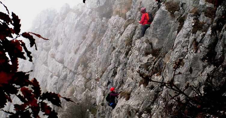 Via ferrata Vadu Crisului - ascensiune membrii club CASSIO Montana Oradea